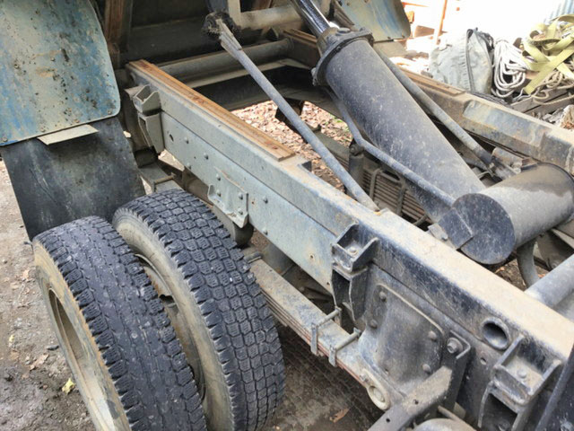 三菱ふそうキャンターダンプ小型（2t・3t）[写真12]