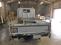 トヨタトヨエース平ボディ小型（2t・3t）[写真08]