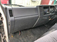 いすゞエルフ冷凍車（冷蔵車）小型（2t・3t）[写真33]