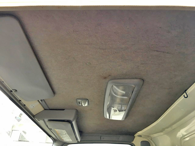 いすゞエルフ冷凍車（冷蔵車）小型（2t・3t）[写真34]