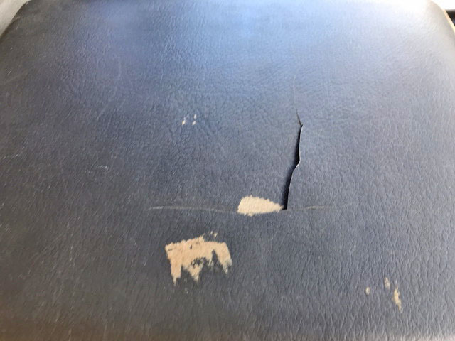 UDトラックスコンドル幌ウイング中型（4t）[写真22]