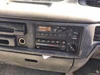 UDトラックスコンドル幌ウイング中型（4t）[写真28]