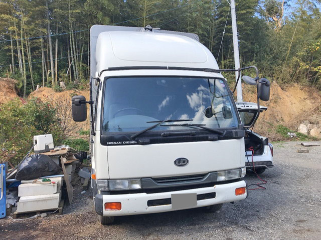 UDトラックスコンドル幌ウイング中型（4t）[写真05]