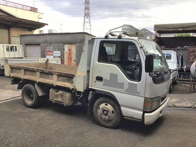 いすゞエルフダンプ小型（2t・3t）[写真03]