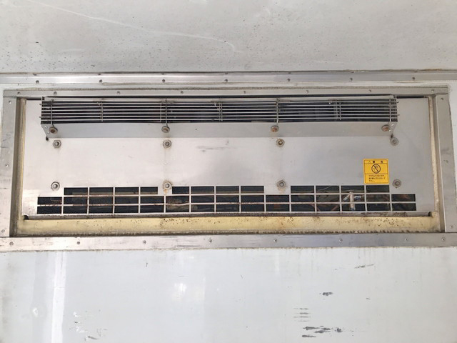 三菱ふそうファイター冷凍車（冷蔵車）中型（4t）[写真11]