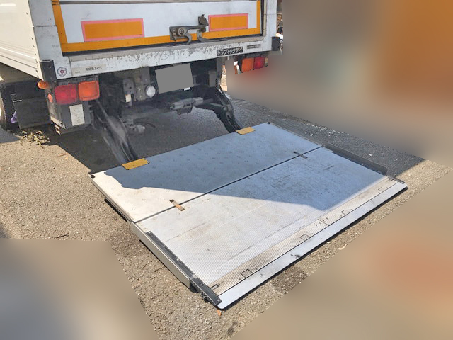 三菱ふそうファイター冷凍車（冷蔵車）中型（4t）[写真17]