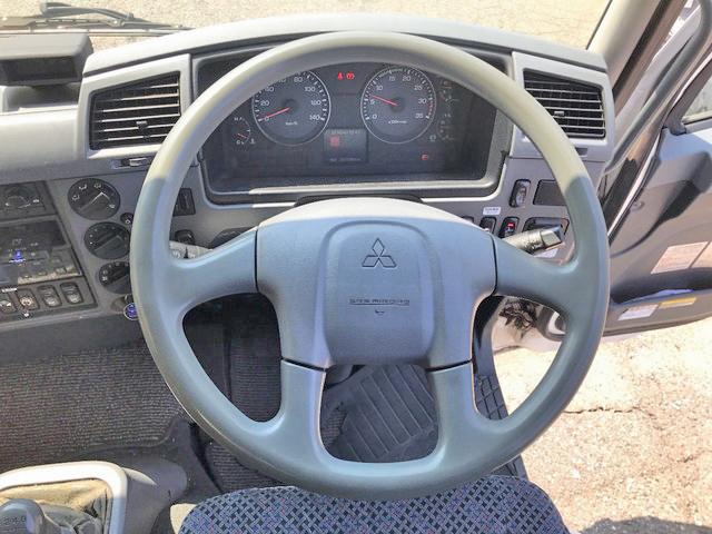 三菱ふそうファイター冷凍車（冷蔵車）中型（4t）[写真32]