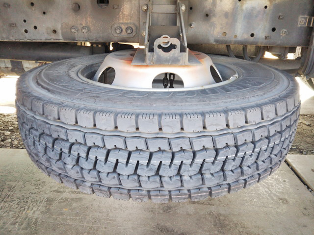 三菱ふそうファイターアルミバン中型（4t）[写真18]