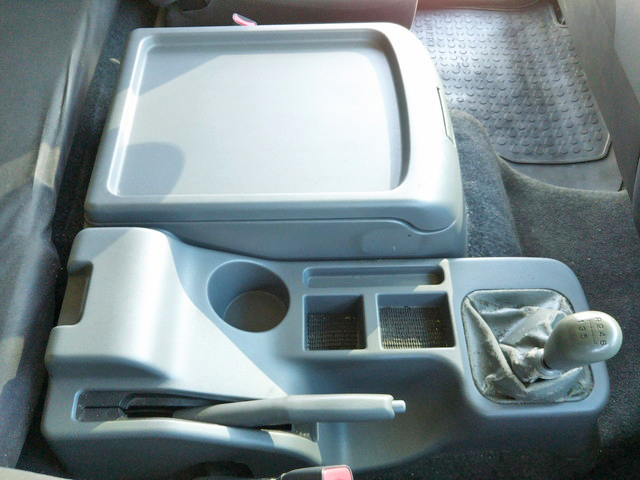 三菱ふそうファイターアルミバン中型（4t）[写真34]