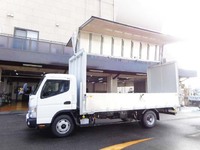 三菱ふそうキャンターアルミウイング小型（2t・3t）[写真03]