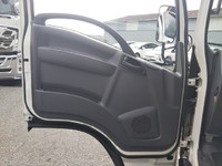 いすゞエルフ冷凍車（冷蔵車）小型（2t・3t）[写真26]