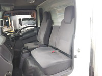 いすゞエルフ冷凍車（冷蔵車）小型（2t・3t）[写真28]