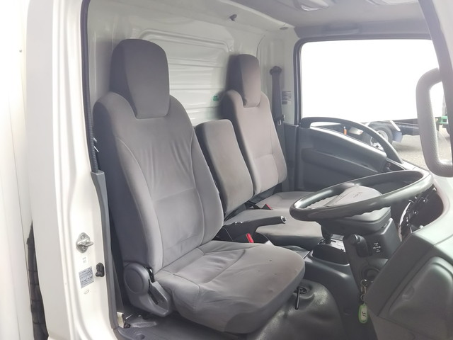 いすゞエルフ冷凍車（冷蔵車）小型（2t・3t）[写真29]