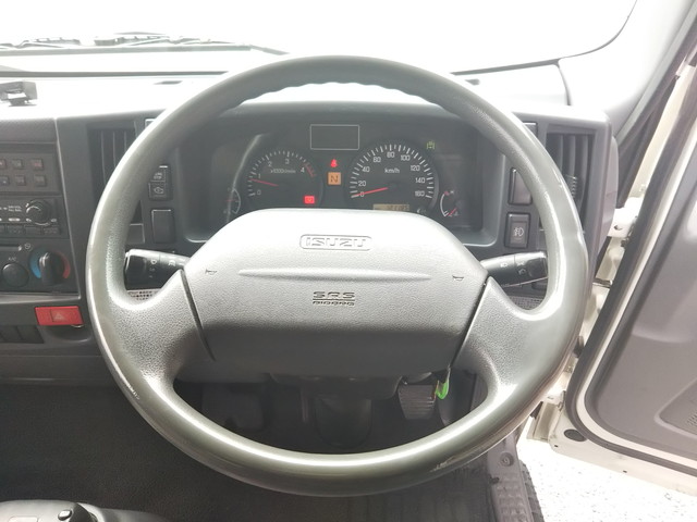 いすゞエルフ冷凍車（冷蔵車）小型（2t・3t）[写真36]