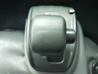 いすゞエルフ冷凍車（冷蔵車）小型（2t・3t）[写真38]