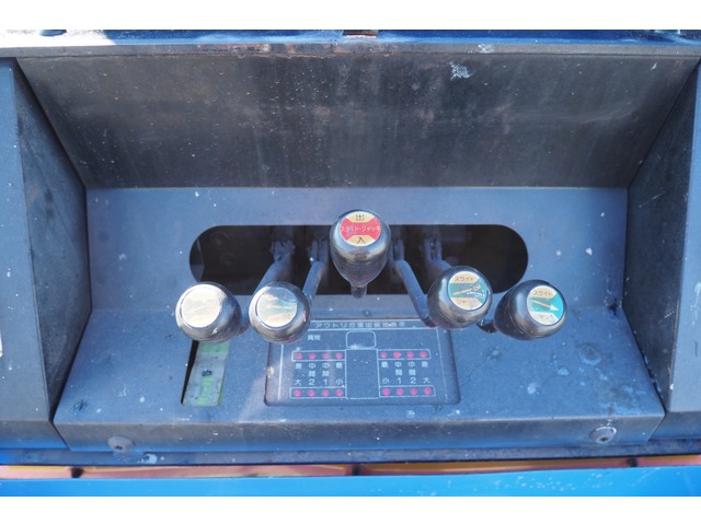 日野デュトロ高所作業車小型（2t・3t）[写真11]