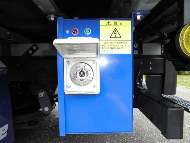 いすゞエルフ冷凍車（冷蔵車）小型（2t・3t）[写真10]