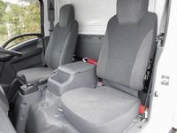 いすゞエルフ冷凍車（冷蔵車）小型（2t・3t）[写真14]