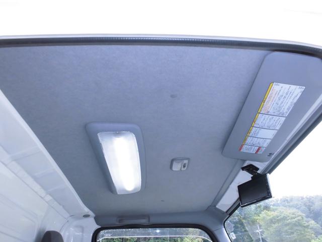 いすゞエルフ冷凍車（冷蔵車）小型（2t・3t）[写真15]