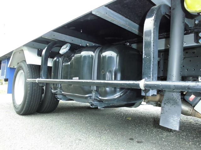 いすゞエルフ冷凍車（冷蔵車）小型（2t・3t）[写真08]