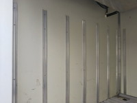 いすゞエルフ冷凍車（冷蔵車）小型（2t・3t）[写真11]