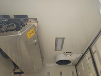 いすゞエルフ冷凍車（冷蔵車）小型（2t・3t）[写真14]