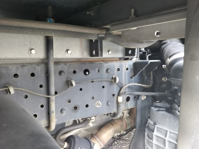 いすゞエルフ冷凍車（冷蔵車）小型（2t・3t）[写真19]