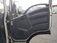 いすゞエルフ冷凍車（冷蔵車）小型（2t・3t）[写真28]