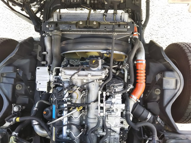 三菱ふそうキャンターアルミバン小型（2t・3t）[写真25]