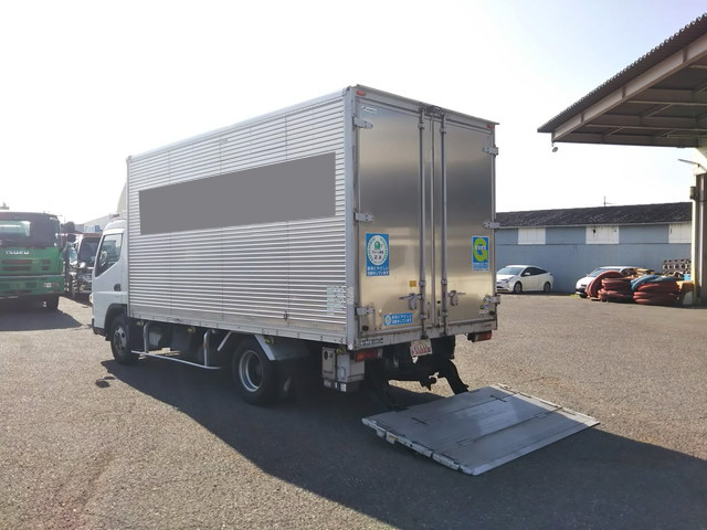 三菱ふそうキャンターアルミバン小型（2t・3t）[写真04]