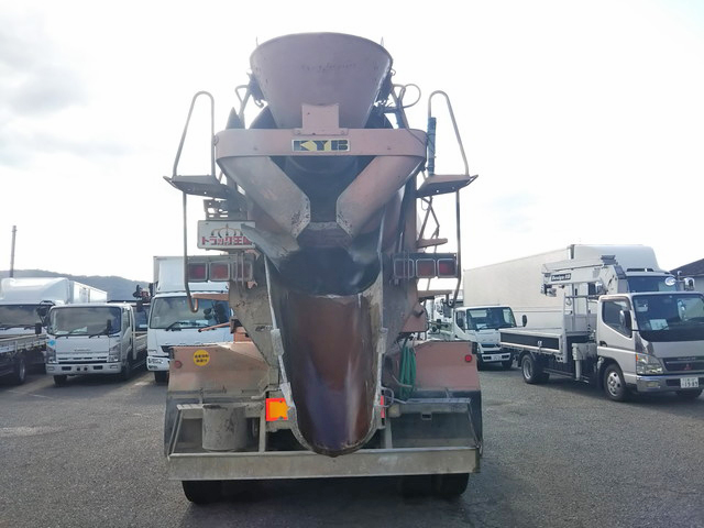 いすゞギガミキサー車（コンクリートミキサー）大型（10t）[写真10]