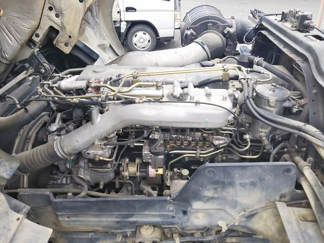 いすゞギガミキサー車（コンクリートミキサー）大型（10t）[写真24]