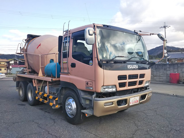 いすゞギガミキサー車（コンクリートミキサー）大型（10t）[写真03]