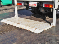 三菱ふそうキャンターガッツ平ボディ小型（2t・3t）[写真14]