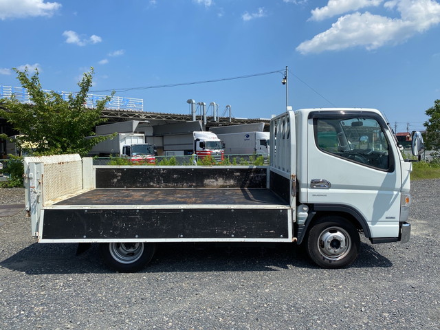 三菱ふそうキャンターガッツ平ボディ小型（2t・3t）[写真06]
