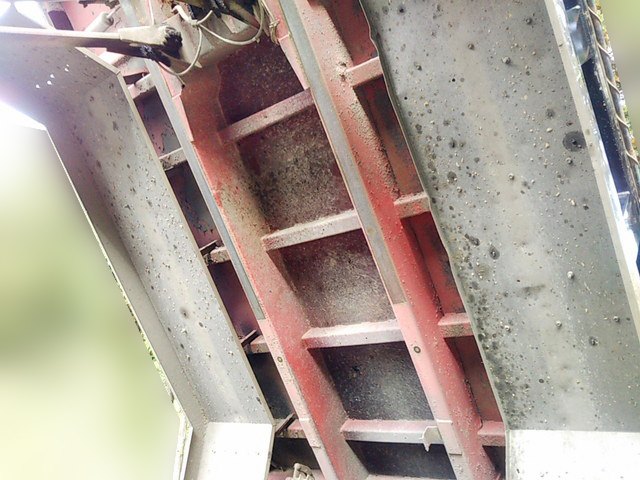 日野プロフィアダンプ大型（10t）[写真09]