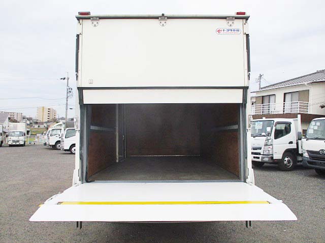 トヨタダイナパネルバン小型（2t・3t）[写真06]