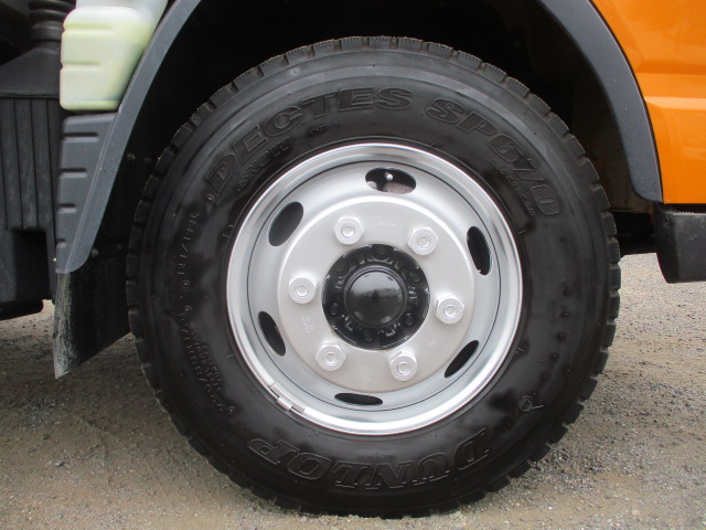 三菱ふそうキャンターアルミウイング小型（2t・3t）[写真21]