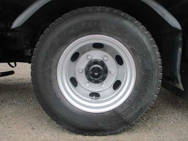 三菱ふそうキャンターアルミウイング小型（2t・3t）[写真24]