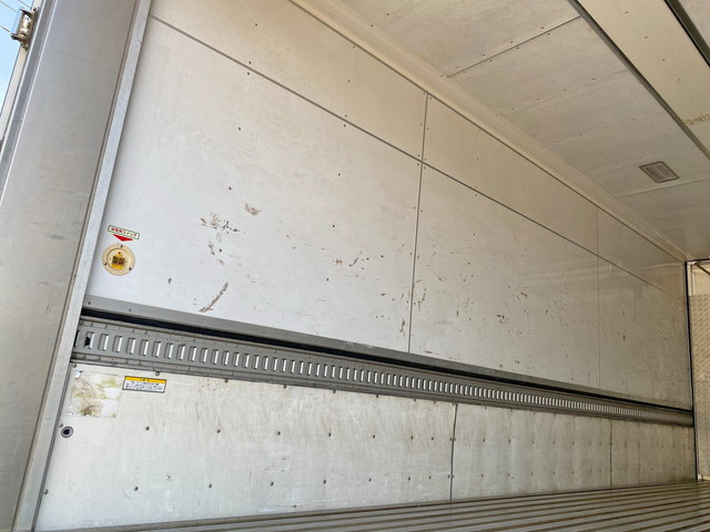 三菱ふそうファイター冷蔵冷凍ウイング増トン（6t・8t）[写真13]