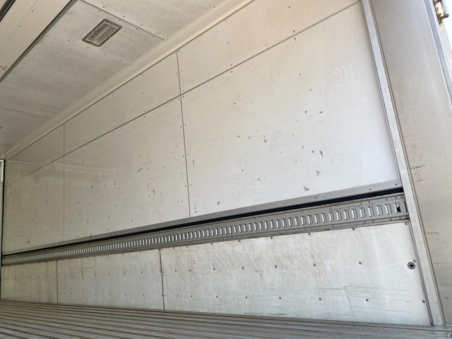 三菱ふそうファイター冷蔵冷凍ウイング増トン（6t・8t）[写真14]