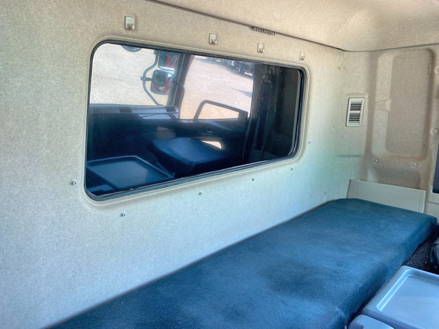 三菱ふそうファイター冷蔵冷凍ウイング増トン（6t・8t）[写真35]