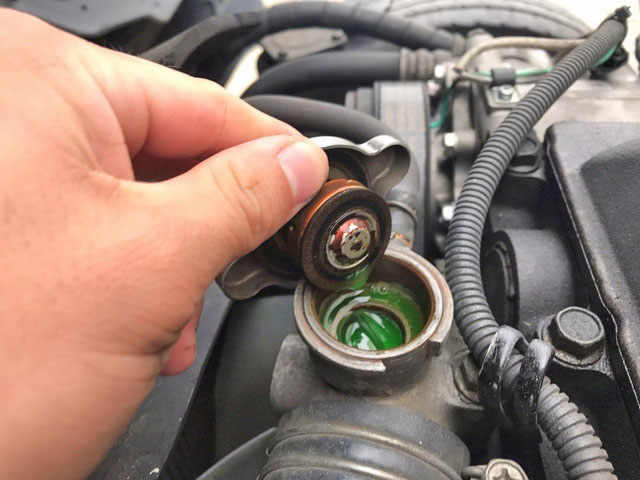 三菱ふそうキャンターアルミバン小型（2t・3t）[写真16]