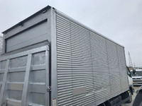 三菱ふそうキャンターアルミバン小型（2t・3t）[写真02]