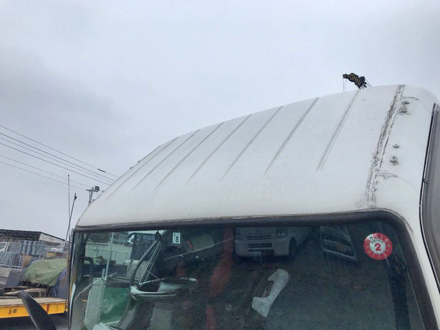 三菱ふそうキャンターアルミバン小型（2t・3t）[写真09]