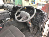 三菱ふそうスーパーグレートトレーラーヘッド（トラクターヘッド）大型（10t）[写真32]