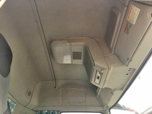 三菱ふそうスーパーグレートトレーラーヘッド（トラクターヘッド）大型（10t）[写真33]