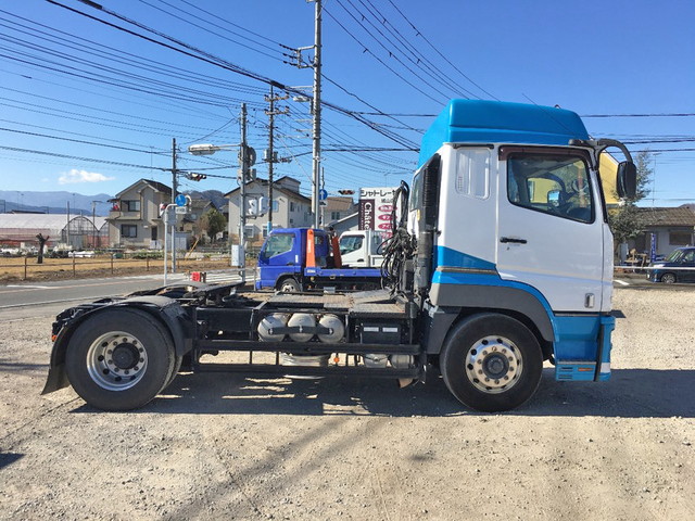 三菱ふそうスーパーグレートトレーラーヘッド（トラクターヘッド）大型（10t）[写真06]