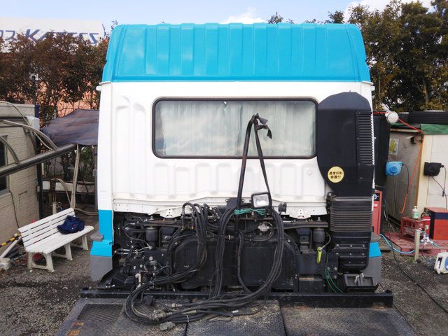 三菱ふそうスーパーグレートトレーラーヘッド（トラクターヘッド）大型（10t）[写真10]