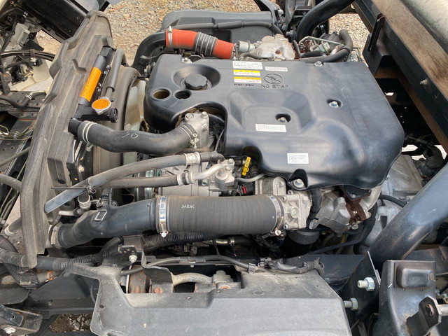 いすゞエルフ平ボディ小型（2t・3t）[写真16]